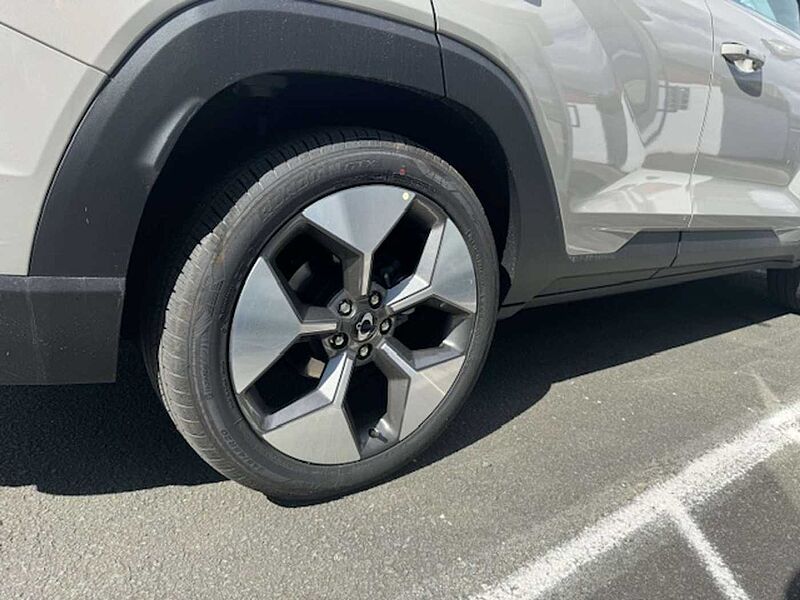 SsangYong Torres EVX LUX 152kW Titanium