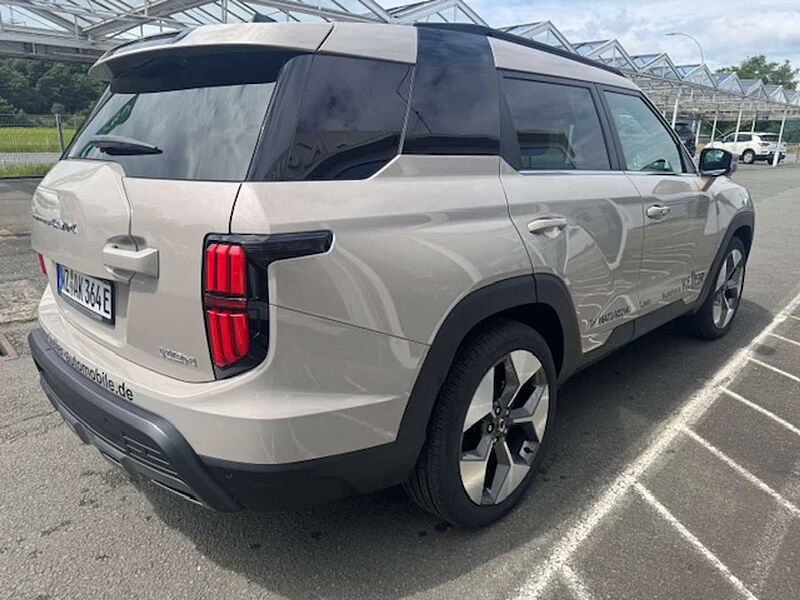 SsangYong Torres EVX LUX 152kW Titanium