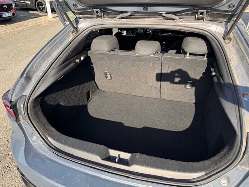 Mazda 3 SKYACTIV-G 2.0 150PS M Hybrid Selection