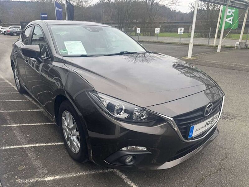 Mazda 3 SKYACTIV-G 120 88 kW (120 PS) Center-Line