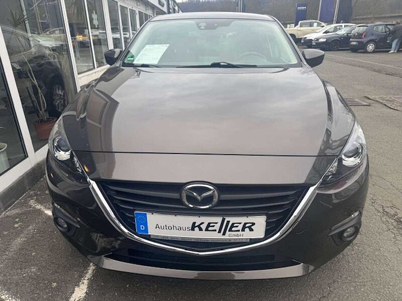 Mazda 3 SKYACTIV-G 120 88 kW (120 PS) Center-Line