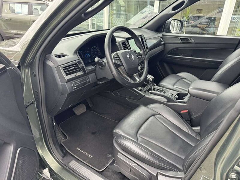 SsangYong Musso AT AHK Tritt Rollo Bügel SD